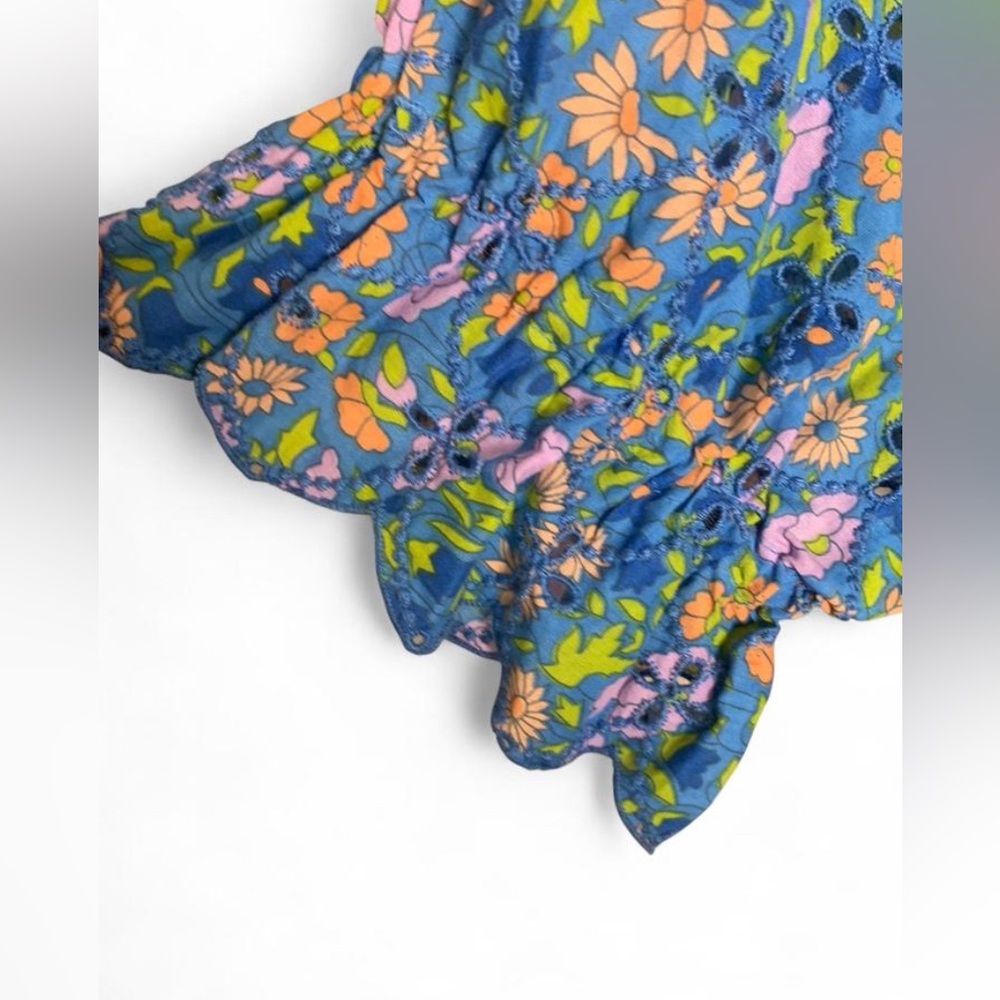 ✨ Jennifer & Grace Floral Eyelet Peasant Blouse ✨ - Picture 3 of 6